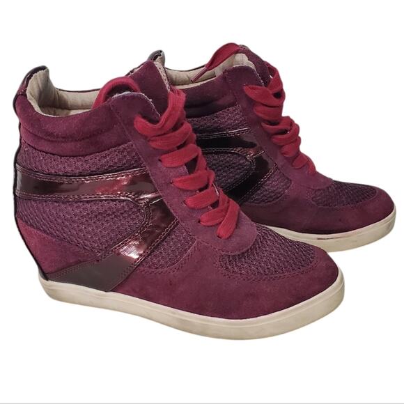 Steve Madden | Olympa Burgundy Wedge Lace Up Sneakers - Picture 1 of 10
